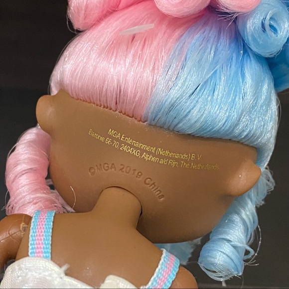 L.O.L Surprise OMG  Sweets 9" Fashion Doll - Picture 8 of 9